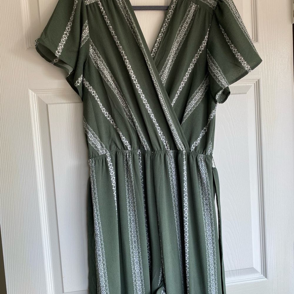 Charlotte Russe Green Jumpsuit with White Details